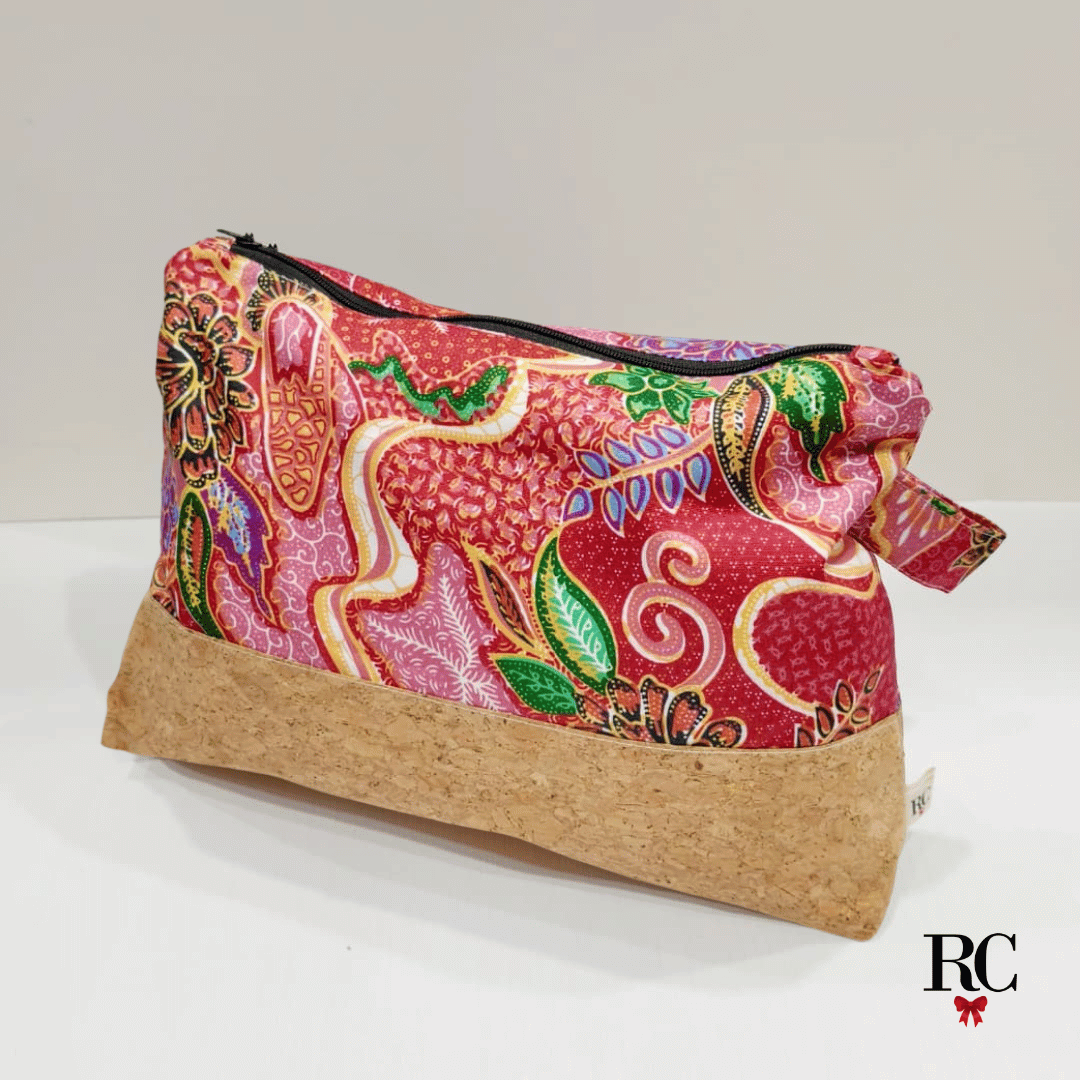 Batik Toiletries Pouch (L) - Image 4